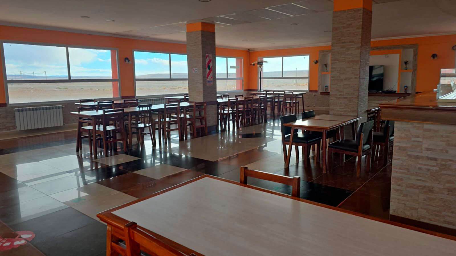 Vista general del salón Las Pirkas